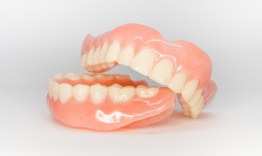 BPS Dentures Fixing Clinic in Greater Noida